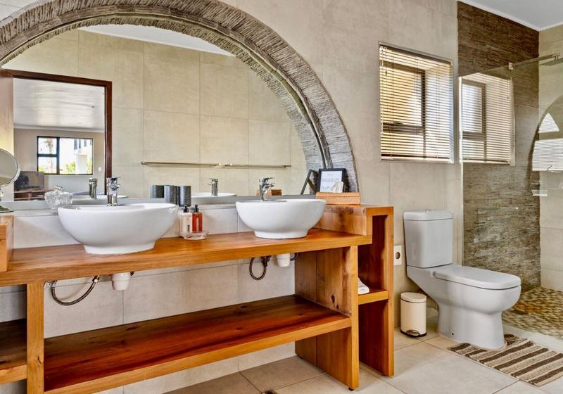 3 Bedroom Property for Sale in Wilderness Western Cape